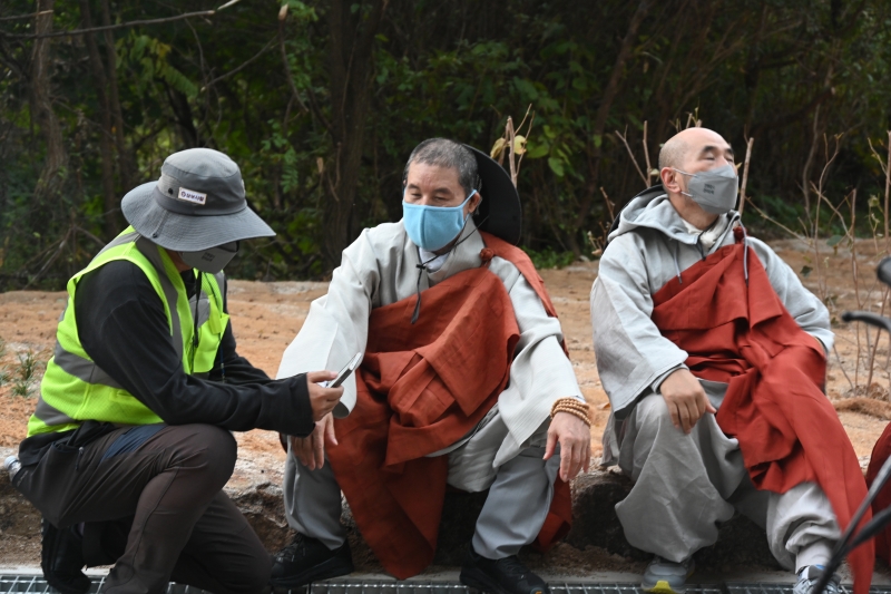 DSC_2018성삼재-뱀사골 휴식장면